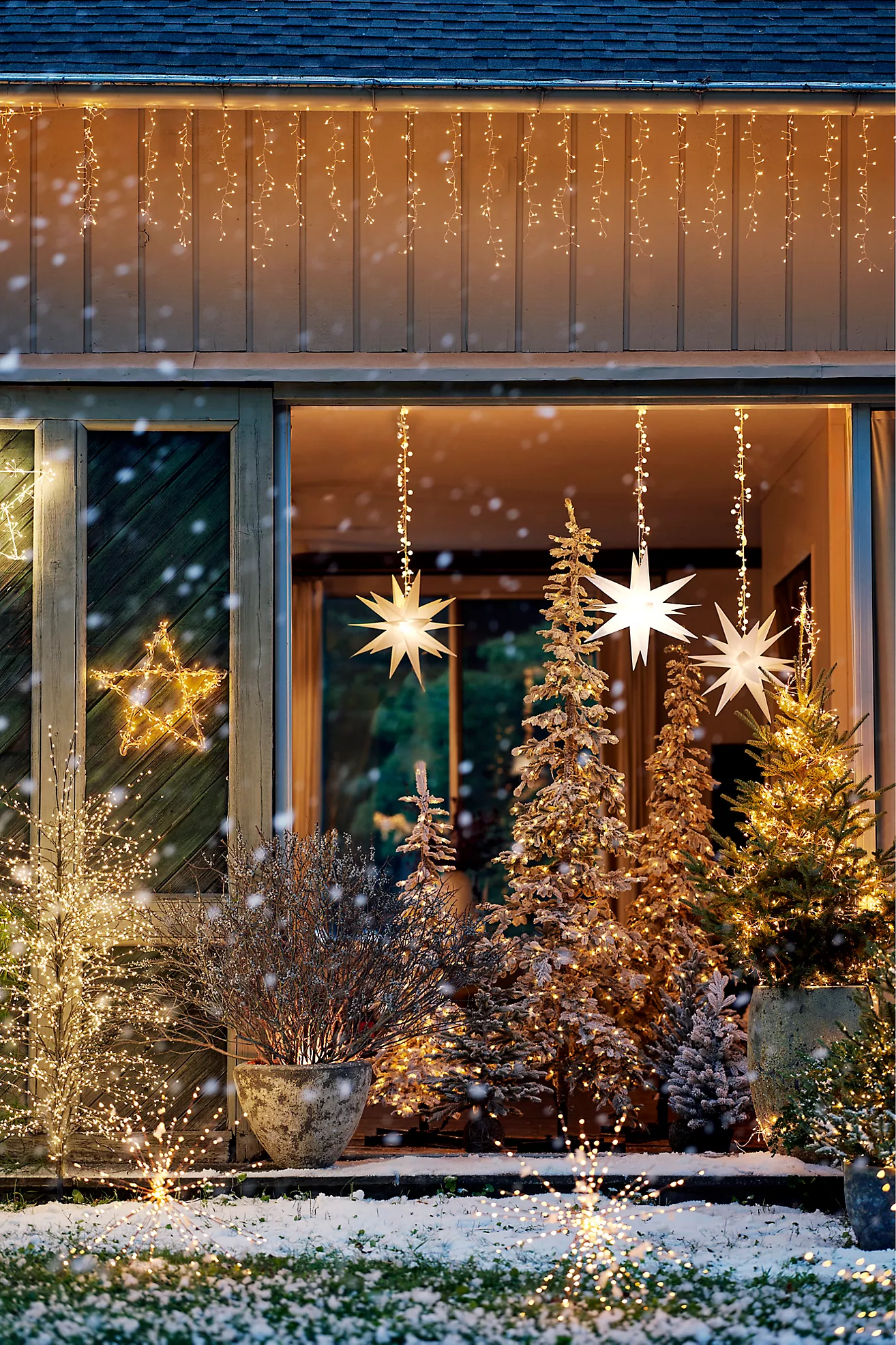 Illuminated LED Tree, 6’