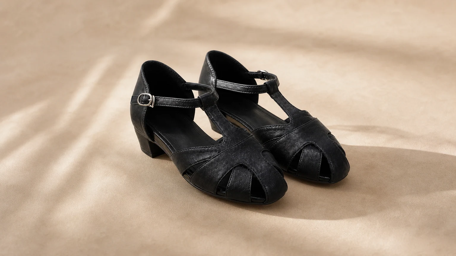 Women’s hollow-out low heeled shoes styled for office and party wear